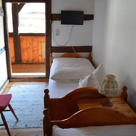 Hotell Zum Frongut