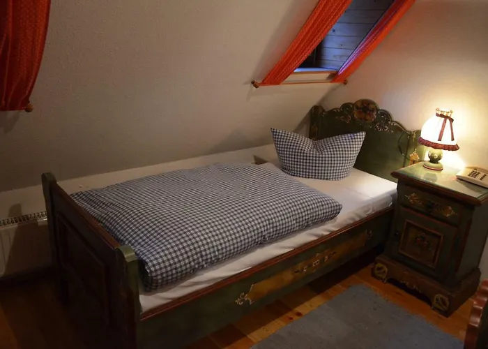 Hotel Zum Frongut Burgstadt